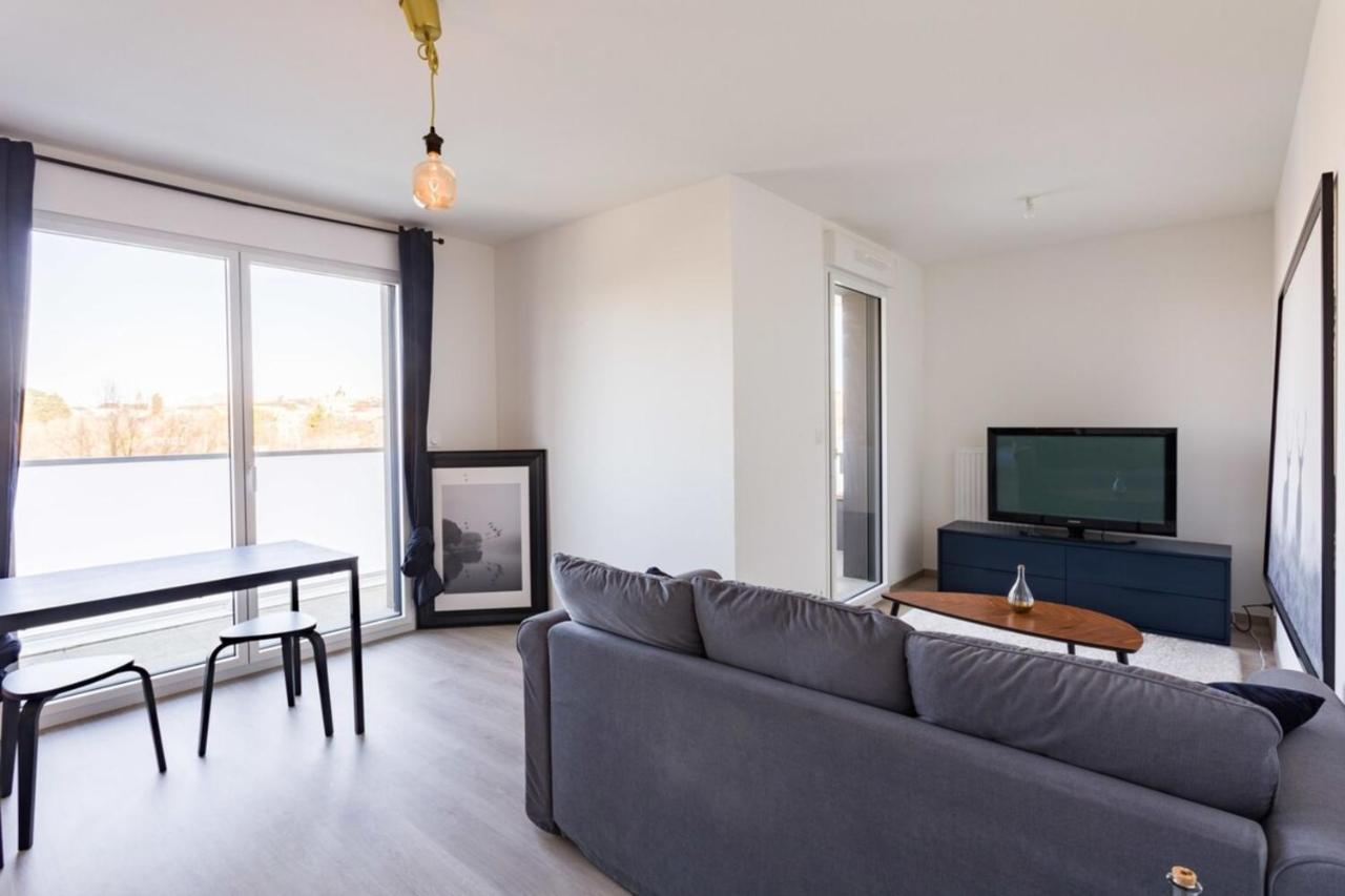 Le Rio, Appartement Avec Terrasse & Parking Rennes Exterior photo