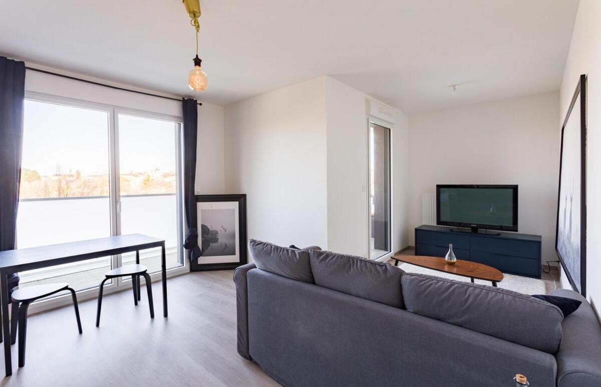 Le Rio, Appartement Avec Terrasse & Parking Rennes Exterior photo